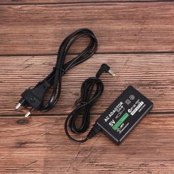 Cargador de red compatible con PSP 1000 / 2000 / 3000 ⋆ válido para modelos Slim y Fat ⋆ compacto y seguro
